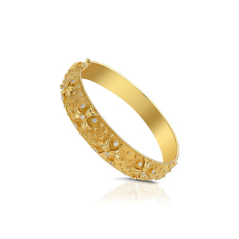 Damaskos Byzantine Floral Hinged Bangle with Diamonds – 18k Gold